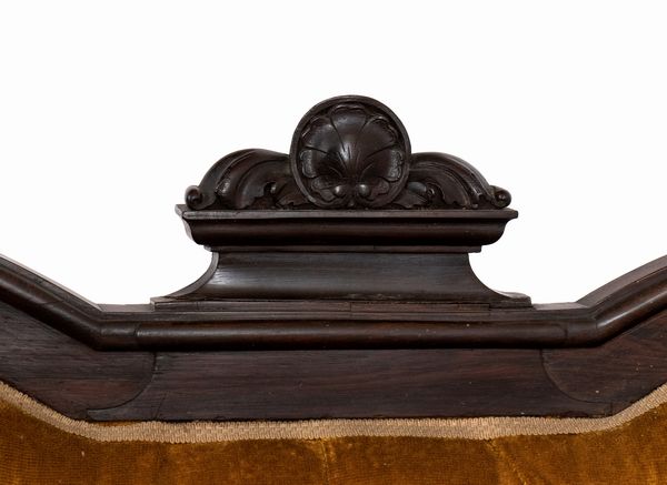 Gruppo di quattro sedie e divano Luigi Filippo francese  - Asta  Arredi Antichi, Oggetti d'Arte, Curiosities con una selezione di tappeti - Associazione Nazionale - Case d'Asta italiane