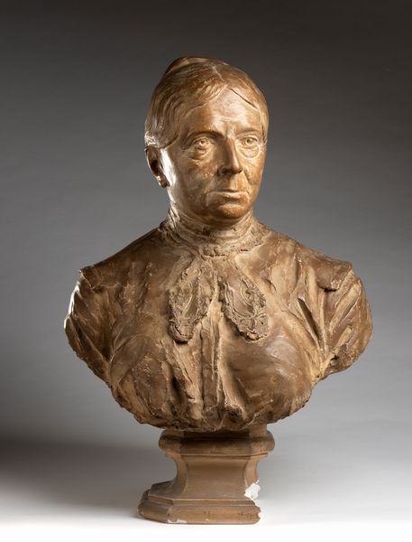 Achille  Alberti : Busto di donna in gesso  - Asta  Arredi Antichi, Oggetti d'Arte, Curiosities con una selezione di tappeti - Associazione Nazionale - Case d'Asta italiane