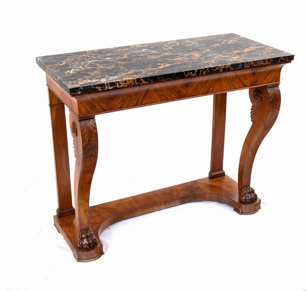 Consolle italiana Carlo X  - Asta  Arredi Antichi, Oggetti d'Arte, Curiosities con una selezione di tappeti - Associazione Nazionale - Case d'Asta italiane