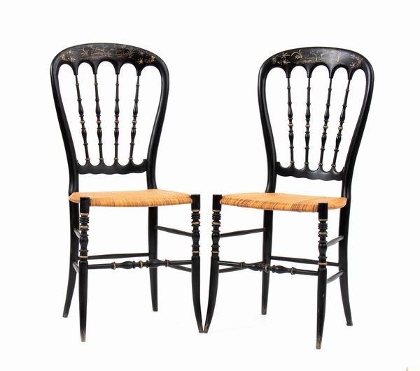 Coppia di sedie francesi a chinoiserie  - Asta  Arredi Antichi, Oggetti d'Arte, Curiosities con una selezione di tappeti - Associazione Nazionale - Case d'Asta italiane