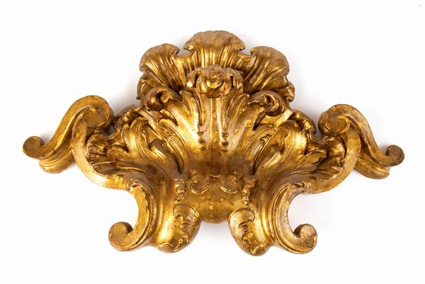 Fregio dorato italiano, Luigi XVI  - Asta  Arredi Antichi, Oggetti d'Arte, Curiosities con una selezione di tappeti - Associazione Nazionale - Case d'Asta italiane