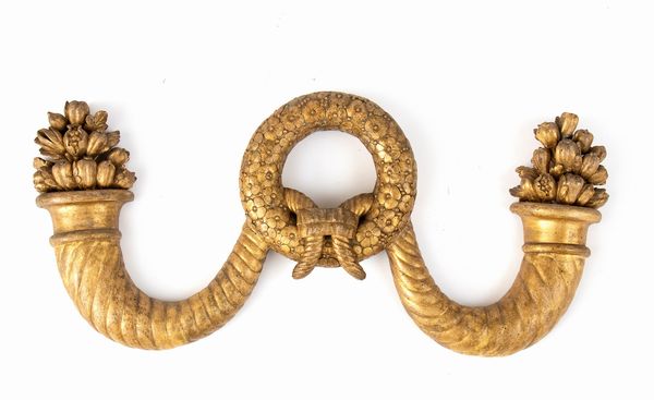 Gruppo di fregi italiani dorati  - Asta  Arredi Antichi, Oggetti d'Arte, Curiosities con una selezione di tappeti - Associazione Nazionale - Case d'Asta italiane