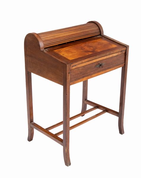 Scrittoio italiano a rullo  - Asta  Arredi Antichi, Oggetti d'Arte, Curiosities con una selezione di tappeti - Associazione Nazionale - Case d'Asta italiane