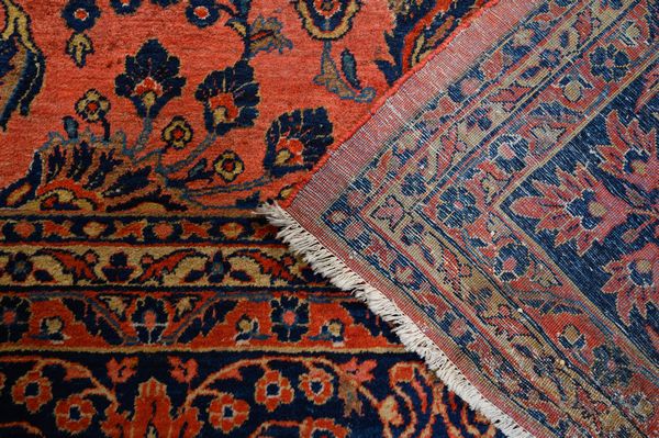 Tappeto Sarouk Americano  - Asta  Arredi Antichi, Oggetti d'Arte, Curiosities con una selezione di tappeti - Associazione Nazionale - Case d'Asta italiane