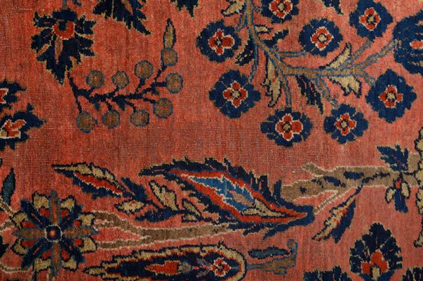 Tappeto Sarouk Americano  - Asta  Arredi Antichi, Oggetti d'Arte, Curiosities con una selezione di tappeti - Associazione Nazionale - Case d'Asta italiane