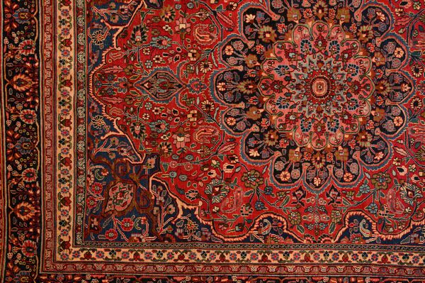 Tappeto Doroksh  - Asta  Arredi Antichi, Oggetti d'Arte, Curiosities con una selezione di tappeti - Associazione Nazionale - Case d'Asta italiane