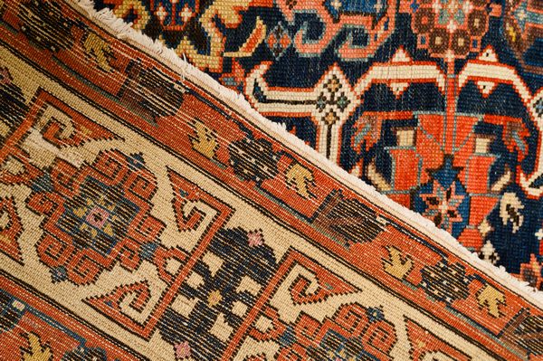 Tappeto Karagashli  - Asta  Arredi Antichi, Oggetti d'Arte, Curiosities con una selezione di tappeti - Associazione Nazionale - Case d'Asta italiane