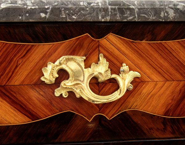 François Rübestück : Secretaire francese Luigi XV  - Asta  Arredi Antichi, Oggetti d'Arte, Curiosities con una selezione di tappeti - Associazione Nazionale - Case d'Asta italiane