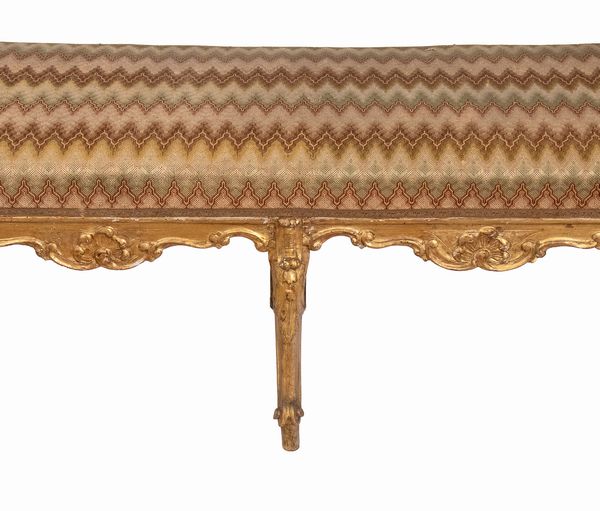 Coppia di panche italiane Luigi XVI  - Asta  Arredi Antichi, Oggetti d'Arte, Curiosities con una selezione di tappeti - Associazione Nazionale - Case d'Asta italiane