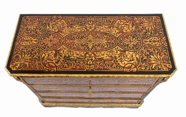 Comò francese in stile Charles Boullé, Napoleone III  - Asta  Arredi Antichi, Oggetti d'Arte, Curiosities con una selezione di tappeti - Associazione Nazionale - Case d'Asta italiane