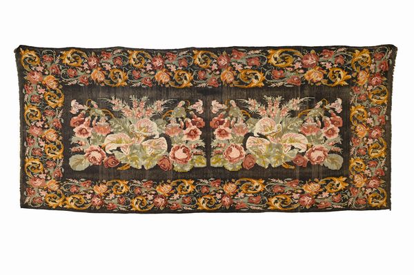 Tappeto Kilim Karabagh  - Asta  Arredi Antichi, Oggetti d'Arte, Curiosities con una selezione di tappeti - Associazione Nazionale - Case d'Asta italiane