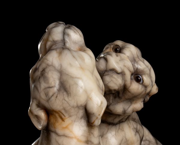 Scultura francese in alabastro  - Asta  Arredi Antichi, Oggetti d'Arte, Curiosities con una selezione di tappeti - Associazione Nazionale - Case d'Asta italiane