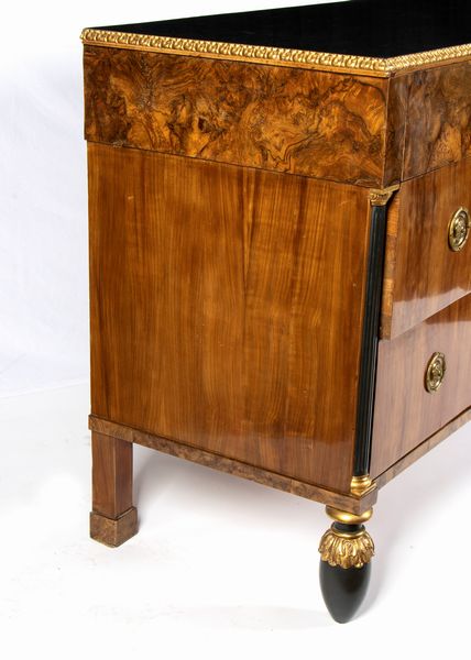 Coppia di cassettoni impero italiani  - Asta  Arredi Antichi, Oggetti d'Arte, Curiosities con una selezione di tappeti - Associazione Nazionale - Case d'Asta italiane