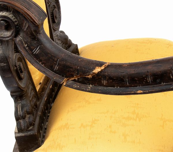 Capotavola e coppia di sedie italiane intagliate, Rinascimento  - Asta  Arredi Antichi, Oggetti d'Arte, Curiosities con una selezione di tappeti - Associazione Nazionale - Case d'Asta italiane