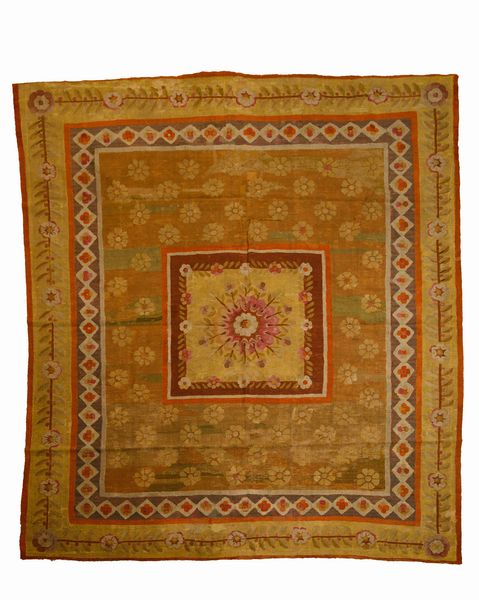 Tappeto Abusson Francese  - Asta  Arredi Antichi, Oggetti d'Arte, Curiosities con una selezione di tappeti - Associazione Nazionale - Case d'Asta italiane