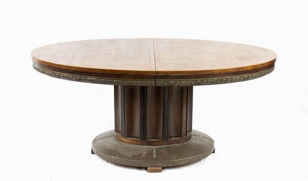 Camera da pranzo Art Dèco francese  - Asta  Arredi Antichi, Oggetti d'Arte, Curiosities con una selezione di tappeti - Associazione Nazionale - Case d'Asta italiane