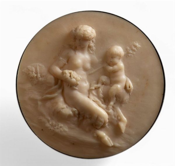 Coppia di tondi italiani in alabastro, Luigi XVI  - Asta  Arredi Antichi, Oggetti d'Arte, Curiosities con una selezione di tappeti - Associazione Nazionale - Case d'Asta italiane