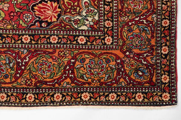 Tappeto Isfahan  - Asta  Arredi Antichi, Oggetti d'Arte, Curiosities con una selezione di tappeti - Associazione Nazionale - Case d'Asta italiane