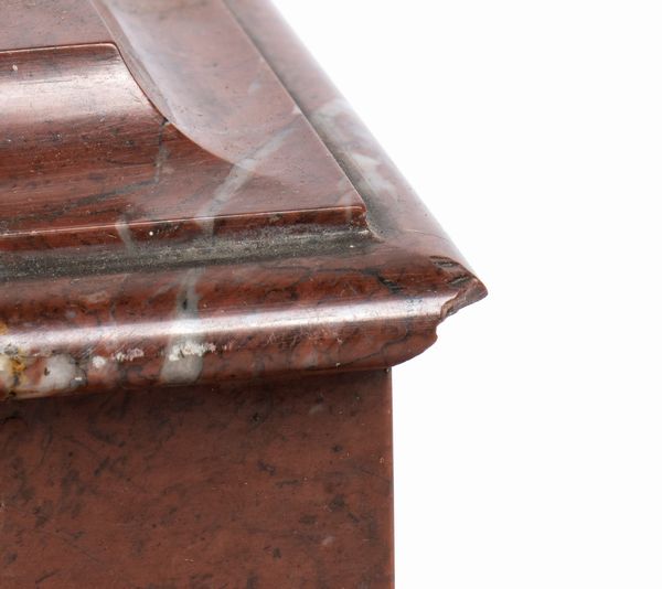 Scultura francese in bronzo raffigurante Perseo, copia di Cellini  - Asta  Arredi Antichi, Oggetti d'Arte, Curiosities con una selezione di tappeti - Associazione Nazionale - Case d'Asta italiane