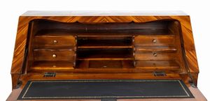 Ribalta italiana Luigi XVI in carrubo  - Asta  Arredi Antichi, Oggetti d'Arte, Curiosities con una selezione di tappeti - Associazione Nazionale - Case d'Asta italiane