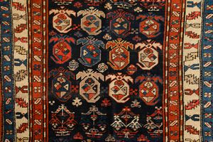 Tappeto Kazak  - Asta  Arredi Antichi, Oggetti d'Arte, Curiosities con una selezione di tappeti - Associazione Nazionale - Case d'Asta italiane