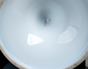 Henry Bone (February 6, 1755 - December 17, 1834) : Vaso inglese Giorgio IV in opalina  - Asta  Arredi Antichi, Oggetti d'Arte, Curiosities con una selezione di tappeti - Associazione Nazionale - Case d'Asta italiane