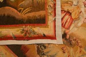 Arazzo  - Asta  Arredi Antichi, Oggetti d'Arte, Curiosities con una selezione di tappeti - Associazione Nazionale - Case d'Asta italiane