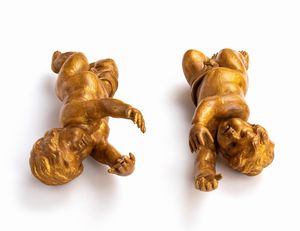 Coppia di putti dorati Italiani, Luigi XVI  - Asta  Arredi Antichi, Oggetti d'Arte, Curiosities con una selezione di tappeti - Associazione Nazionale - Case d'Asta italiane