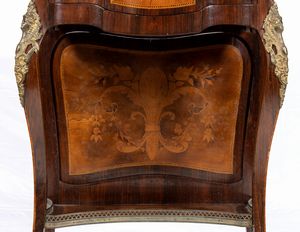Mobile francese Napoleone III° intarsiato  - Asta  Arredi Antichi, Oggetti d'Arte, Curiosities con una selezione di tappeti - Associazione Nazionale - Case d'Asta italiane