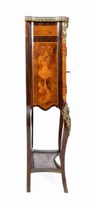Mobile francese Napoleone III° intarsiato  - Asta  Arredi Antichi, Oggetti d'Arte, Curiosities con una selezione di tappeti - Associazione Nazionale - Case d'Asta italiane