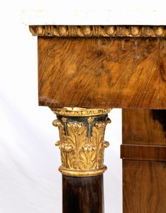 Consolle in noce Impero Italiano con specchiera  - Asta  Arredi Antichi, Oggetti d'Arte, Curiosities con una selezione di tappeti - Associazione Nazionale - Case d'Asta italiane