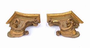 Coppia di console italiane Luigi XVI  - Asta  Arredi Antichi, Oggetti d'Arte, Curiosities con una selezione di tappeti - Associazione Nazionale - Case d'Asta italiane