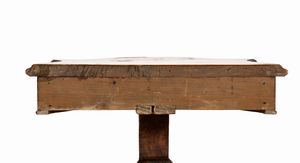 Coppia di console italiane, Luigi XVI  - Asta  Arredi Antichi, Oggetti d'Arte, Curiosities con una selezione di tappeti - Associazione Nazionale - Case d'Asta italiane