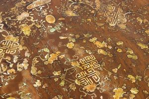 Tavolo orientale in noce e madreperla  - Asta  Arredi Antichi, Oggetti d'Arte, Curiosities con una selezione di tappeti - Associazione Nazionale - Case d'Asta italiane