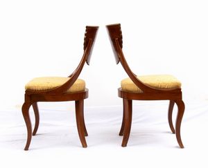 Gruppo di sei sedie italiane  - Asta  Arredi Antichi, Oggetti d'Arte, Curiosities con una selezione di tappeti - Associazione Nazionale - Case d'Asta italiane