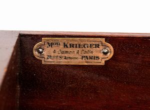 Maison Krieger : Mobile porta spartiti musicali francese in mogano  - Asta  Arredi Antichi, Oggetti d'Arte, Curiosities con una selezione di tappeti - Associazione Nazionale - Case d'Asta italiane