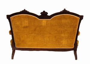 Gruppo di quattro sedie e divano Luigi Filippo francese  - Asta  Arredi Antichi, Oggetti d'Arte, Curiosities con una selezione di tappeti - Associazione Nazionale - Case d'Asta italiane