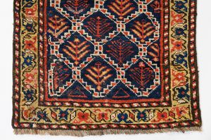 Tappeto Bijiar Kurdo  - Asta  Arredi Antichi, Oggetti d'Arte, Curiosities con una selezione di tappeti - Associazione Nazionale - Case d'Asta italiane