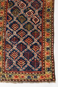 Tappeto Bijiar Kurdo  - Asta  Arredi Antichi, Oggetti d'Arte, Curiosities con una selezione di tappeti - Associazione Nazionale - Case d'Asta italiane