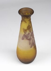 (attribuito a) Émile Gallé : Vaso piriforme  - Asta  Arredi Antichi, Oggetti d'Arte, Curiosities con una selezione di tappeti - Associazione Nazionale - Case d'Asta italiane