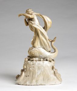 Scultura austriaca raffigurante Poseidone  - Asta  Arredi Antichi, Oggetti d'Arte, Curiosities con una selezione di tappeti - Associazione Nazionale - Case d'Asta italiane