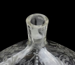 Coppia di decanter in vetro di Murano  - Asta  Arredi Antichi, Oggetti d'Arte, Curiosities con una selezione di tappeti - Associazione Nazionale - Case d'Asta italiane