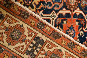 Tappeto Karagashli  - Asta  Arredi Antichi, Oggetti d'Arte, Curiosities con una selezione di tappeti - Associazione Nazionale - Case d'Asta italiane