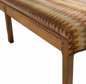 Coppia di panche italiane Luigi XVI  - Asta  Arredi Antichi, Oggetti d'Arte, Curiosities con una selezione di tappeti - Associazione Nazionale - Case d'Asta italiane