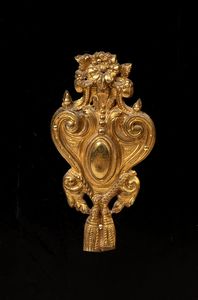 Comò francese in stile Charles Boullé, Napoleone III  - Asta  Arredi Antichi, Oggetti d'Arte, Curiosities con una selezione di tappeti - Associazione Nazionale - Case d'Asta italiane