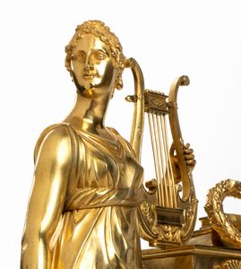 Pierre François Feuchère : Orologio da appoggio Impero francese in bronzo  - Asta  Arredi Antichi, Oggetti d'Arte, Curiosities con una selezione di tappeti - Associazione Nazionale - Case d'Asta italiane