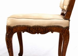 Gruppo di quattro poltrone francesi, Reggenza  - Asta  Arredi Antichi, Oggetti d'Arte, Curiosities con una selezione di tappeti - Associazione Nazionale - Case d'Asta italiane