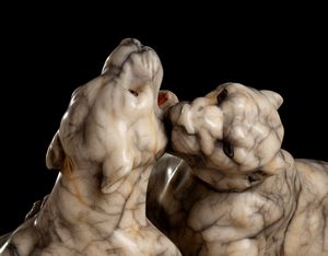Scultura francese in alabastro  - Asta  Arredi Antichi, Oggetti d'Arte, Curiosities con una selezione di tappeti - Associazione Nazionale - Case d'Asta italiane