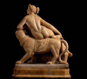 Scultura italiana in alabastro raffigurante Arianna e la Pantera  - Asta  Arredi Antichi, Oggetti d'Arte, Curiosities con una selezione di tappeti - Associazione Nazionale - Case d'Asta italiane
