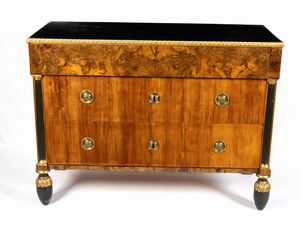 Coppia di cassettoni impero italiani  - Asta  Arredi Antichi, Oggetti d'Arte, Curiosities con una selezione di tappeti - Associazione Nazionale - Case d'Asta italiane